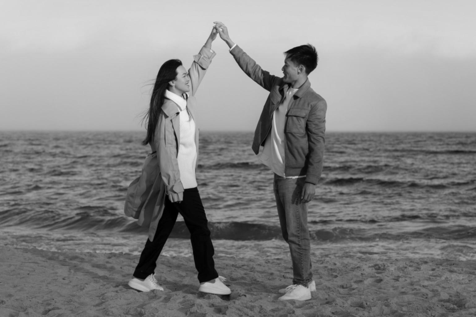 Interno accogliente del centro vepaliorvex con spazi familiari luminosi e confortevoli per workshop di sviluppo personale