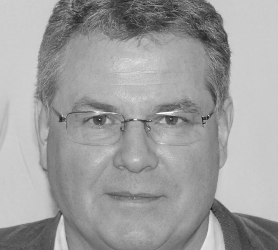 Ritratto di Luca Benedetti, facilitatore esperto in dinamiche familiari